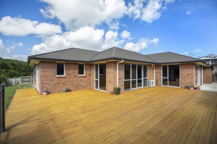 15 Tararua Close Aotea_12