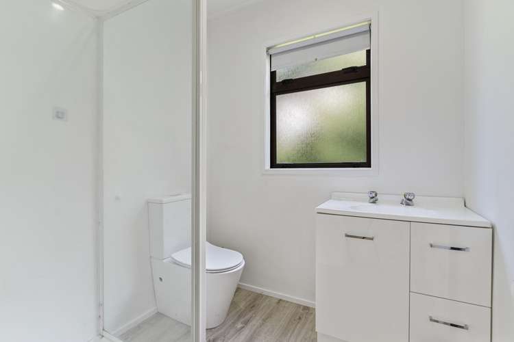 17 Titirangi Road New Lynn_11