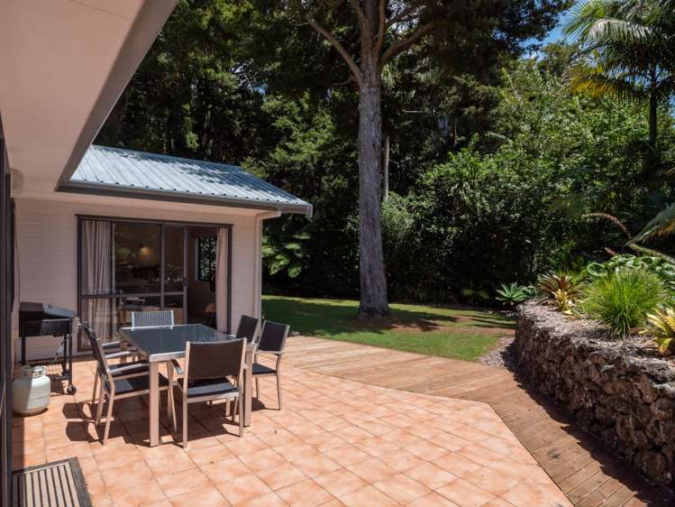 1 Garden Court Haruru_6