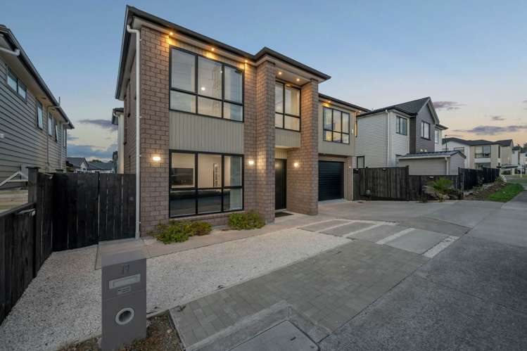 19 Dungloe Avenue Flat Bush_6