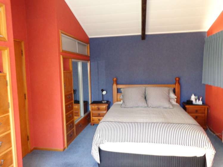 11 Edinburgh Place Balclutha_23