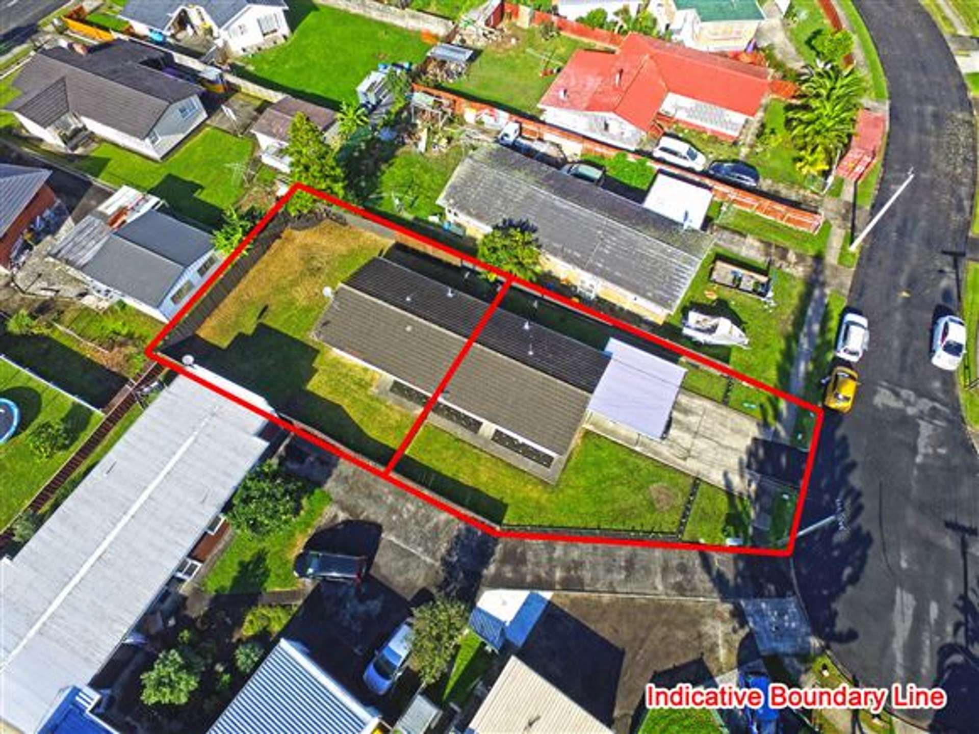 2/11 Lynette Place Mangere_0