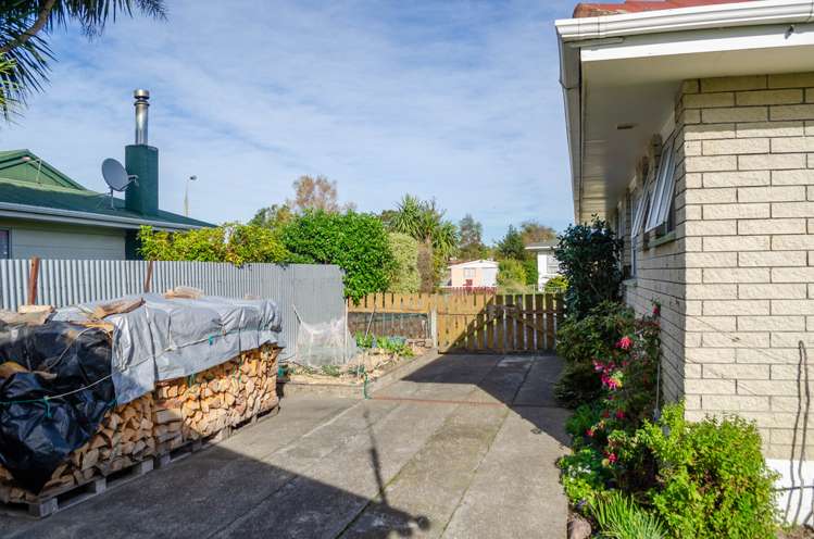 3 Leeds Place Solway_15