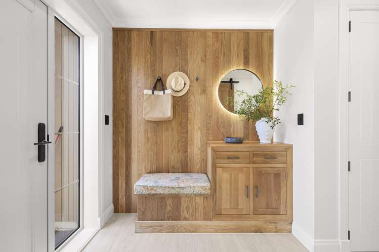 5 Ngaio Place Lansdowne_2