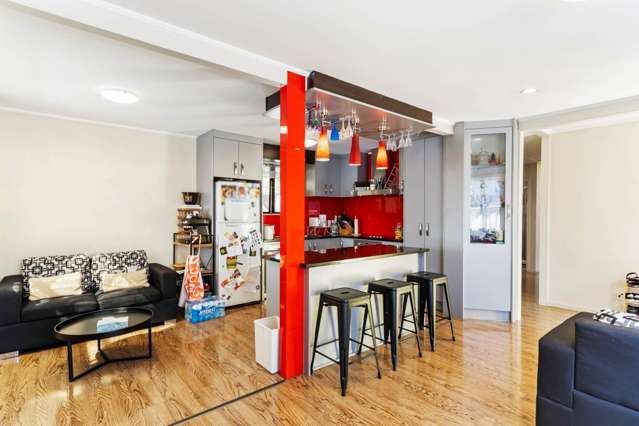 2/76 Palmers Road Clendon Park_4
