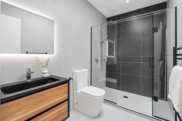 32 Mahinga Kai Road Orewa_13