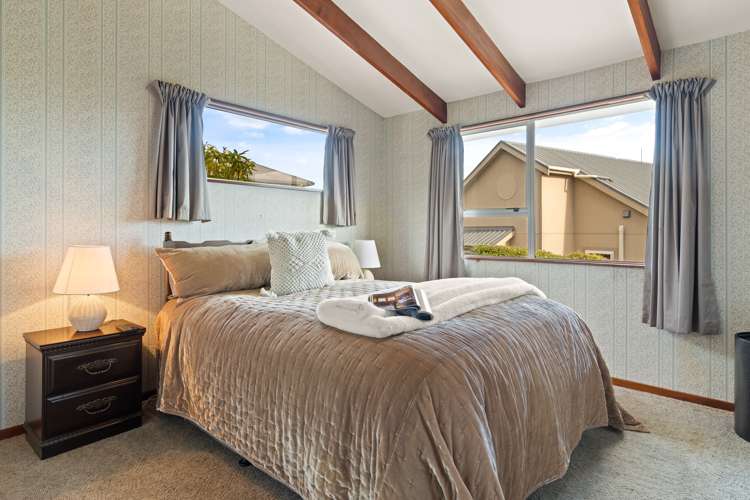 19 Calvert Place Shiel Hill_12