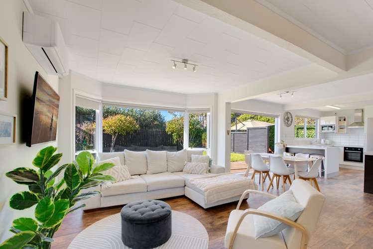 4 Nuhaka Place Paraparaumu Beach_1