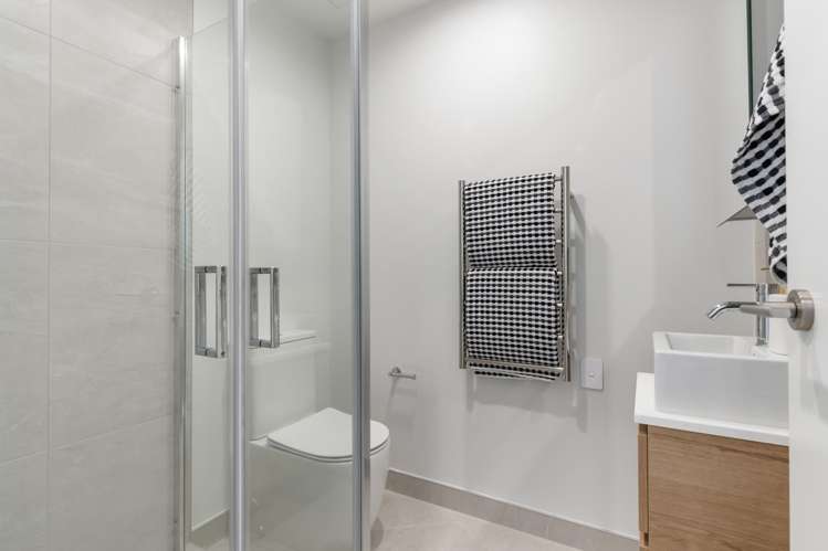 78A & B/124 Taylors Road Mount Albert_17