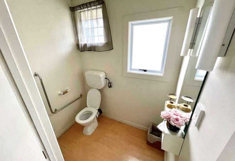 Unit 2/739 Whangaparaoa Road Stanmore Bay_10