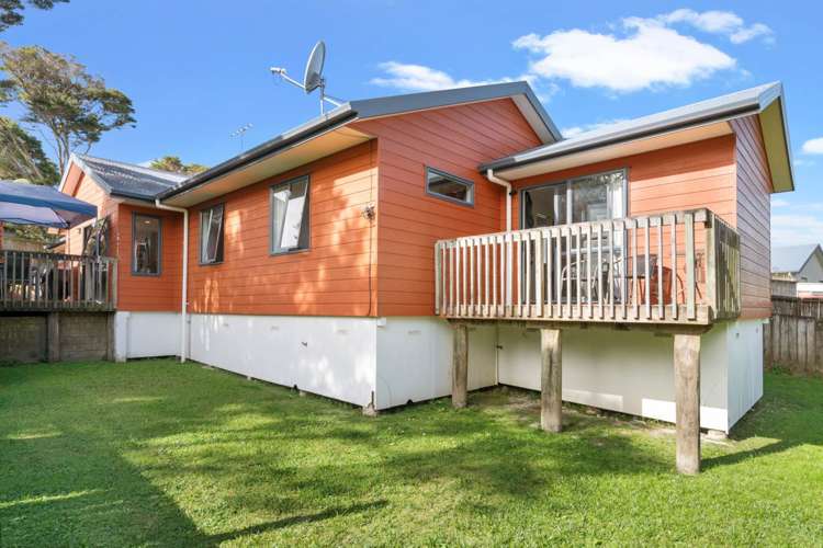 145 Brian Crescent Stanmore Bay_19