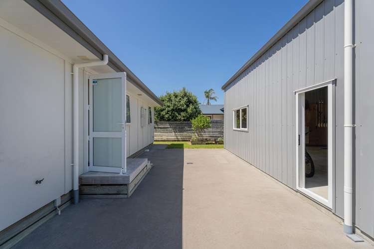 112 Ocean Close Matarangi_29