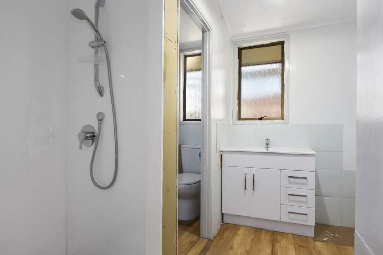 15 Blackhead Road Concord_13