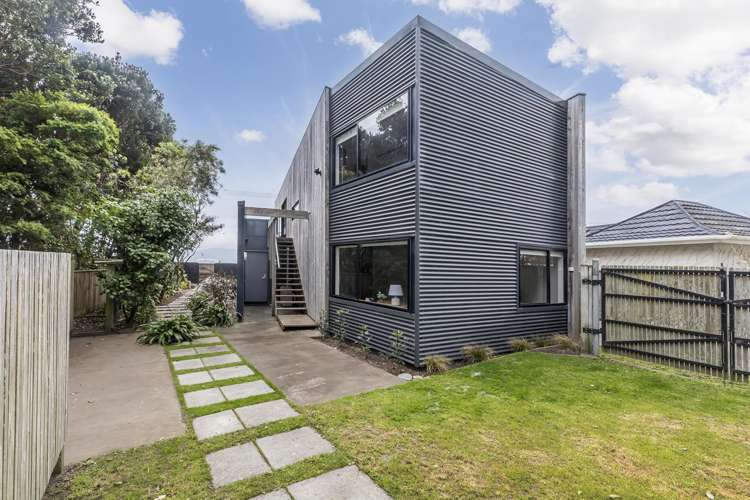 87 Marine Parade Seatoun_22