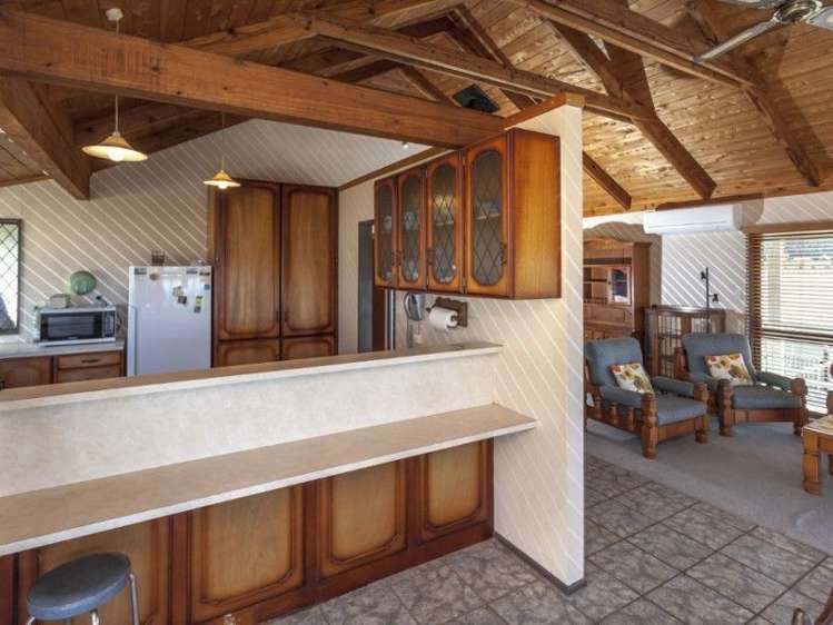 108 Fernleigh Glade Whangamata_7