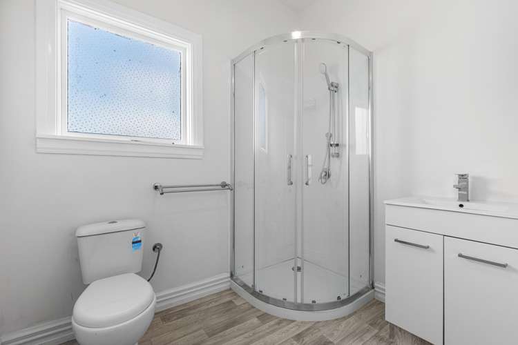 19 Lee Street Southbridge_9