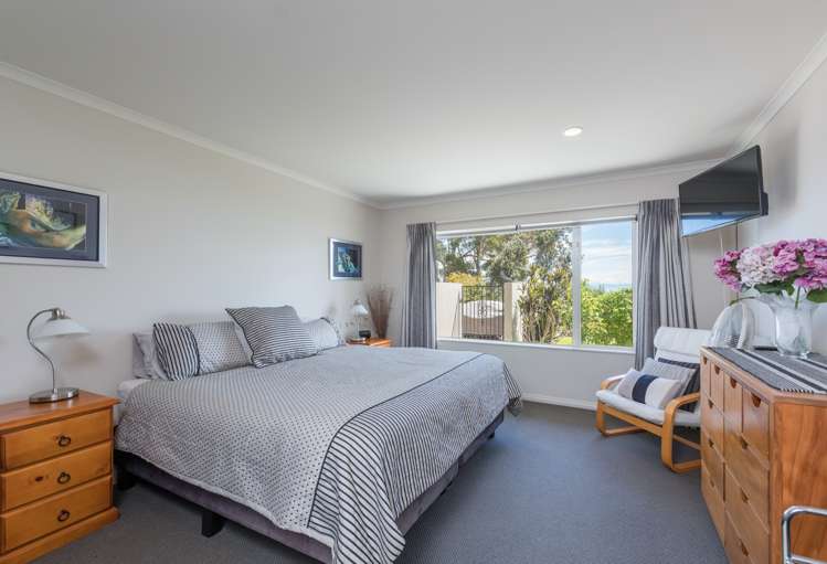 141 Princes Drive Britannia Heights_25