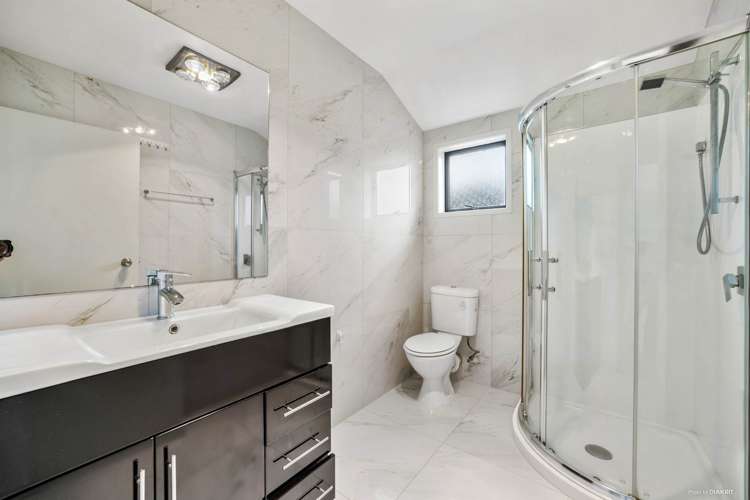 2/32a Blockhouse Bay Road Avondale_15