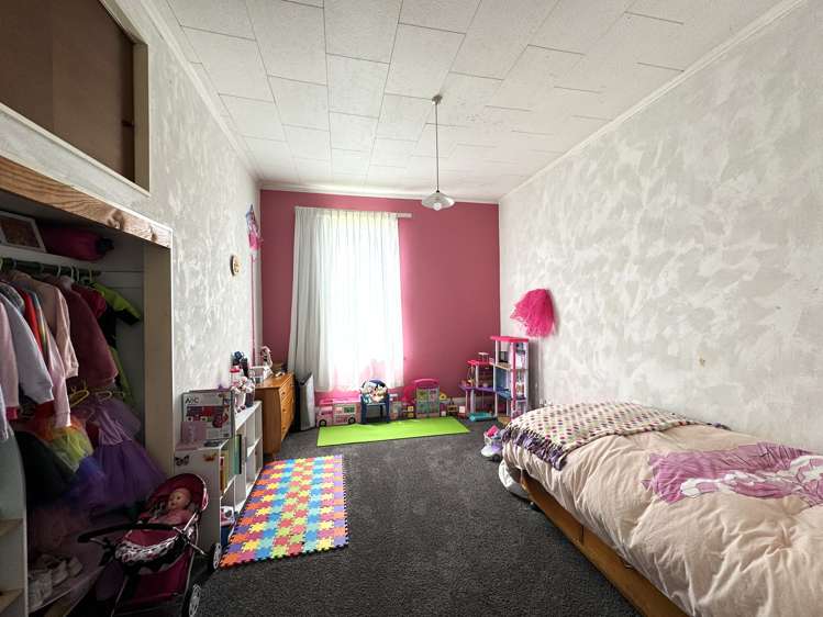 64 James Street Balclutha_11