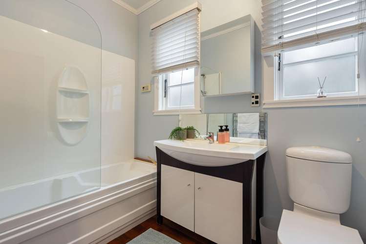 30 and 30A Ngatitoa Street Tawa_14