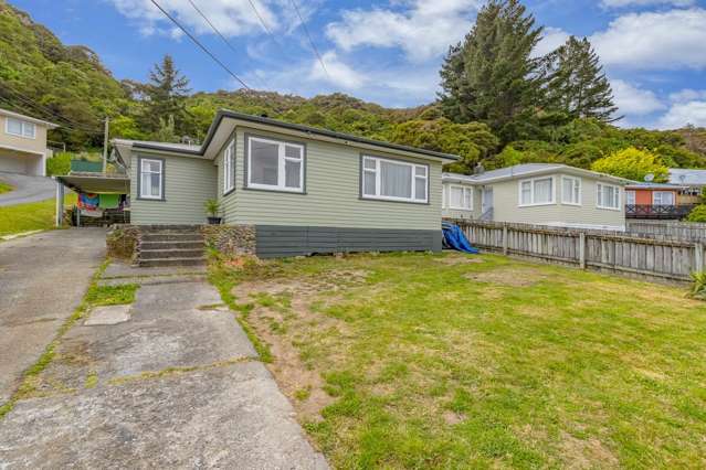 71 Petrie Street Wainuiomata_1