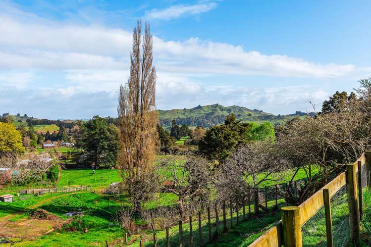 17 Hapa Road Kakahi_10