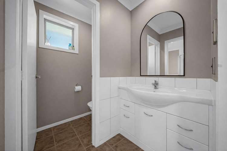 26A George Crescent Buckland_15