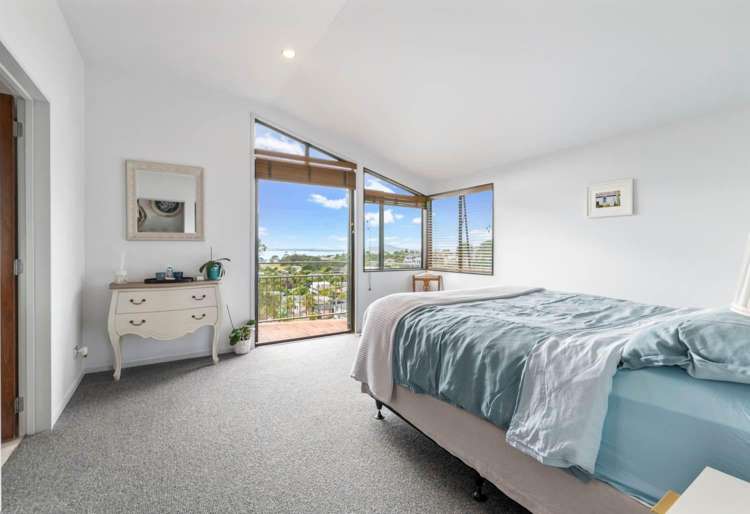 2/51 Penguin Drive Murrays Bay_2