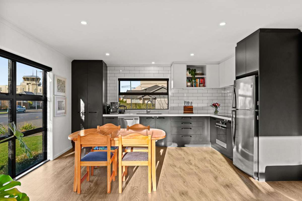 2 Colin Laloli Place_2