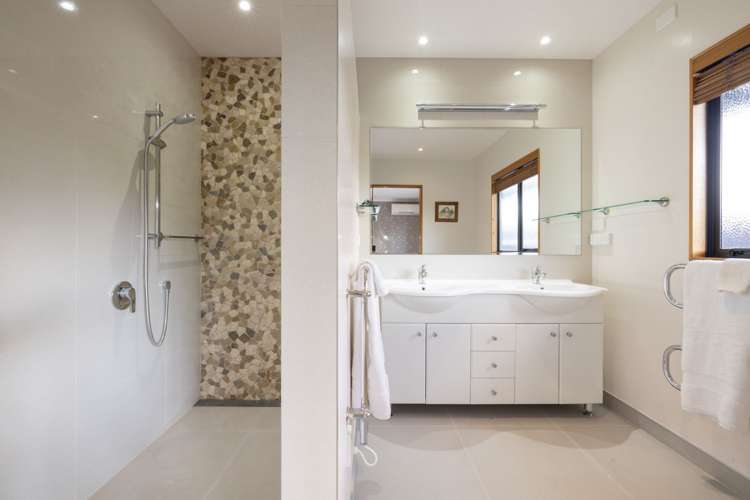 29 Keswick Crescent Huntington_16