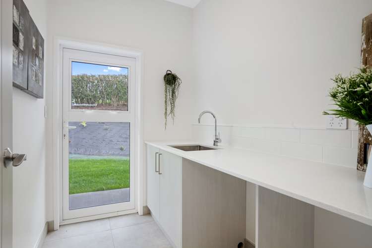 739 Highway 22 Pukekawa_26