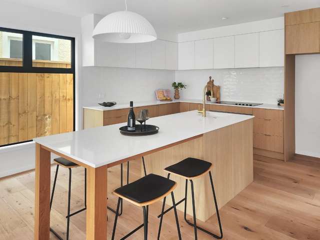 C/8 Maire Street 1378_2