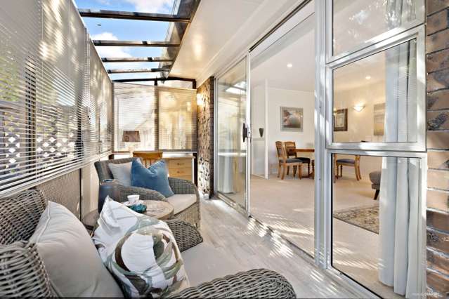 2/52 Tawhiri Road One Tree Hill_4