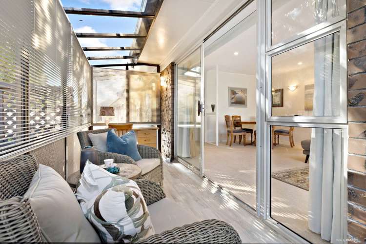 2/52 Tawhiri Road One Tree Hill_4