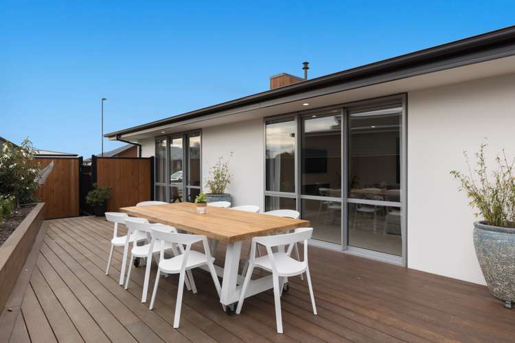 8 Irvines Track Halswell_21