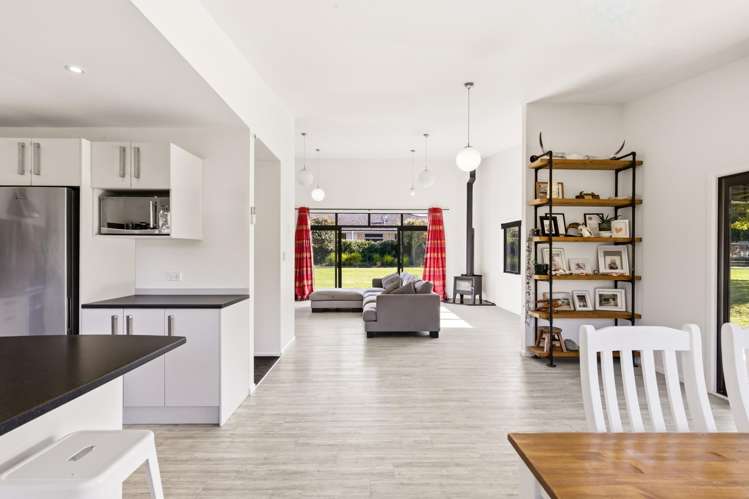 92 Lisland Drive Kinloch_4