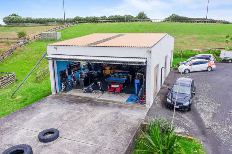 136 Okura River Road Okura_30