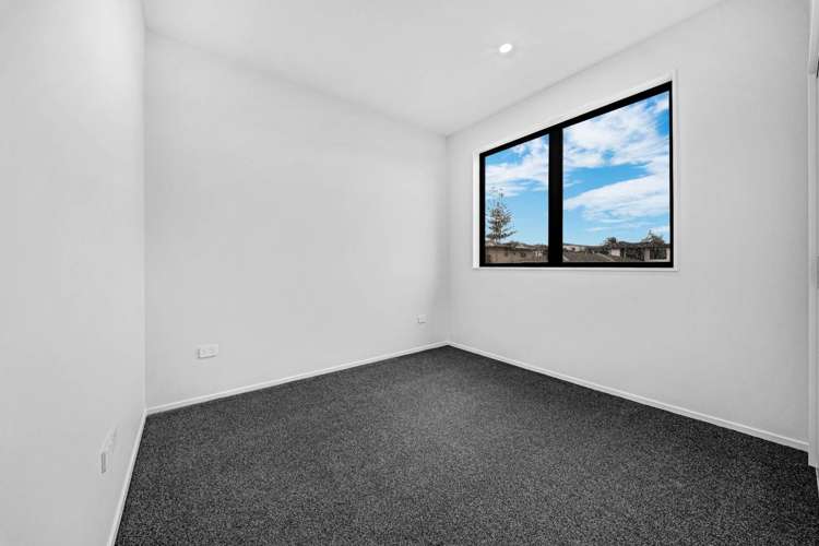 Lot 1- 4/8 Friesian Drive Mangere_13