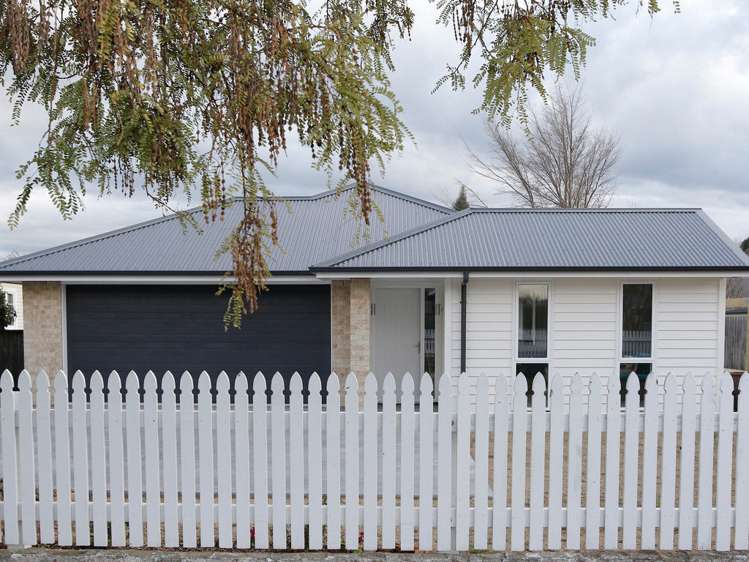 33 Rexwood Street Carterton_16