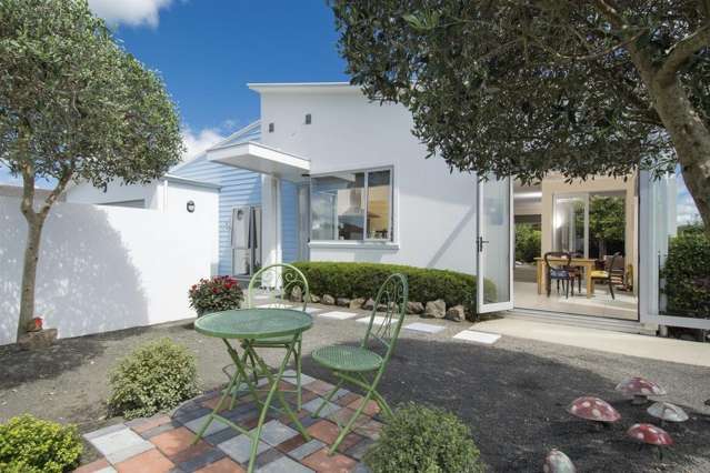 142 Palm Beach Boulevard Papamoa_2