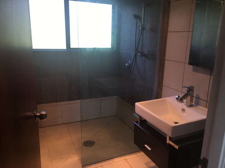 39 Mack Place Red Hill_15