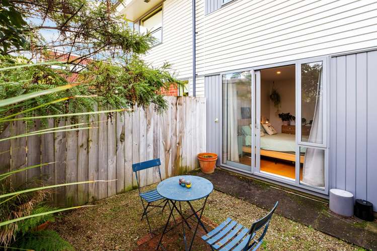 18/31 Princess Terrace Newtown_14