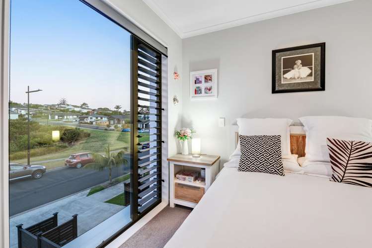11 Cambie Avenue Red Beach_14