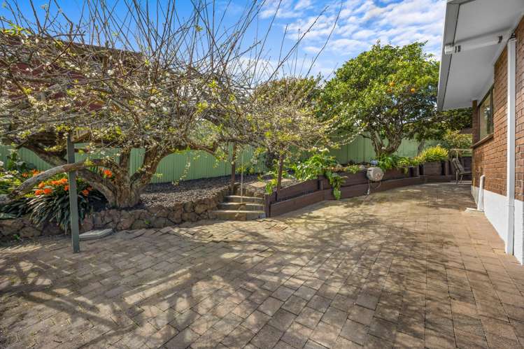 2/7 Waller Avenue Bucklands Beach_26
