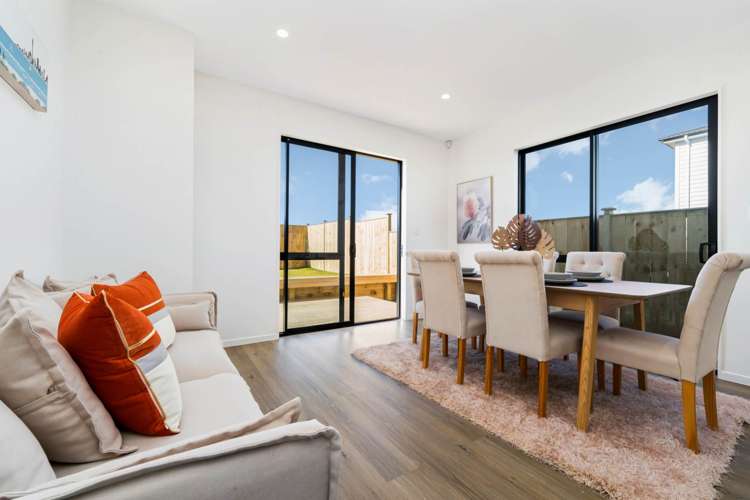 9 Woven Place Karaka_12