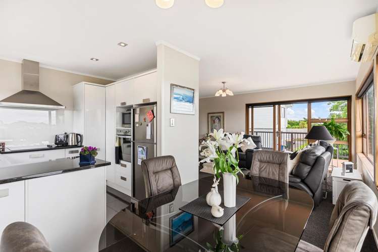 2/22 Martin Crescent Northcote Central_10