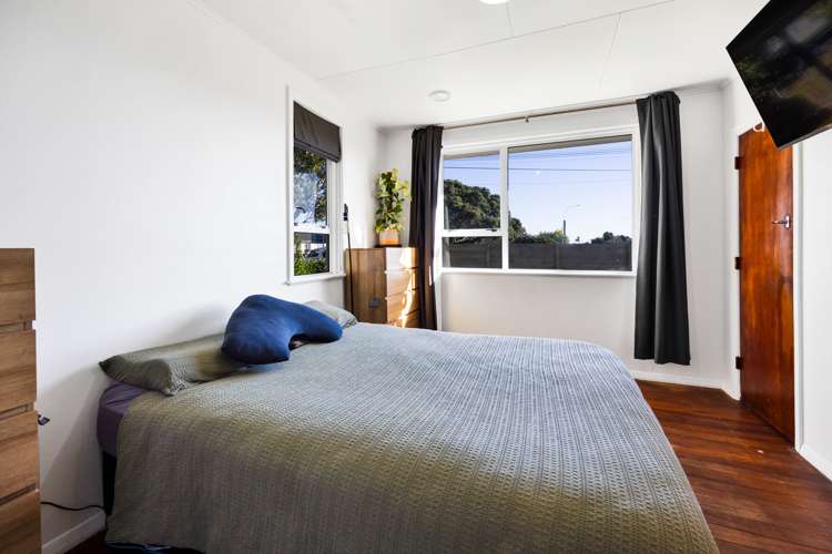 269 South Road Hawera_11