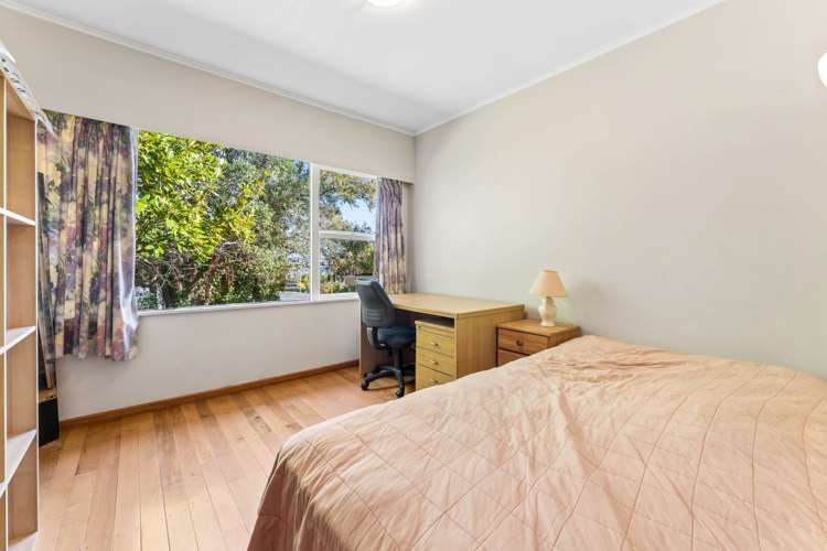327 East Coast Road Mairangi Bay_11