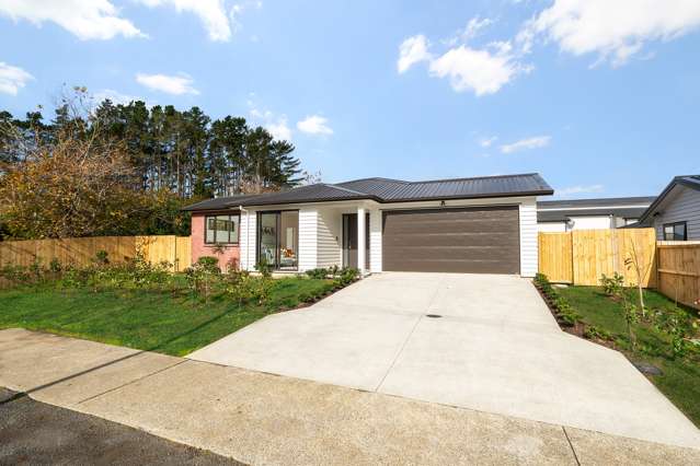 32 Josh Road Huapai_1