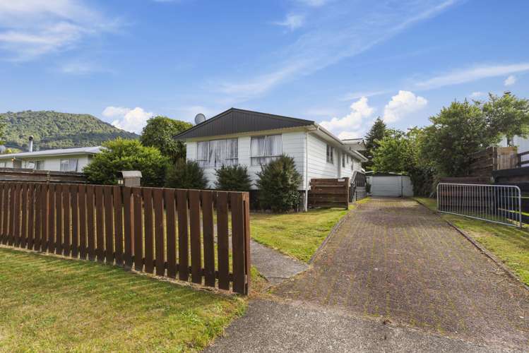69 Homedale Street Pukehangi_13